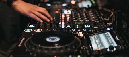 Perfekt auflegen: Entdecke die exklusiven Features des Pioneer DJM 900 Nexus 2!